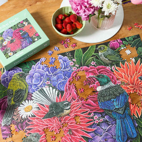 Garden Party - 1000 Piece Puzzle